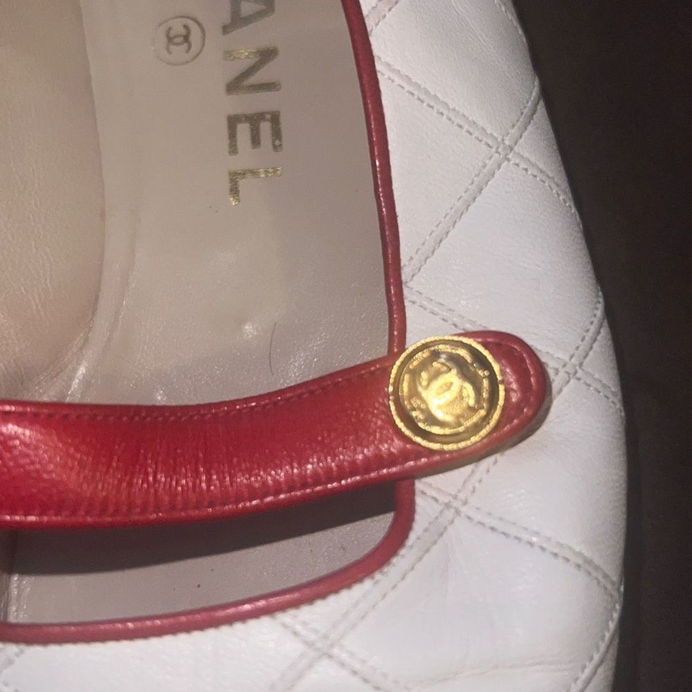Chanel Shoes - Picture 4 of 8
